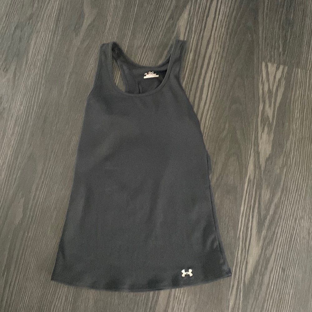 🍍UNDER ARMOUR TANK🍍SIZE:MED🍍K-2